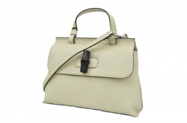 15086013 2 b Gucci Bamboo Daily Leather Top Handle Bag Off White