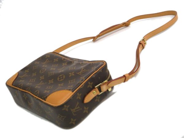 170282 170 2 Louis Vuitton Monogram Trocadero 27 Shoulder Bag Monogram