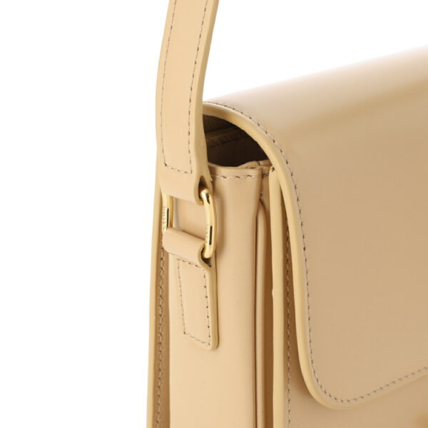 18842 3bf4 02eu09 Celine Teen Triomphe Leather Shoulder Bag Beige