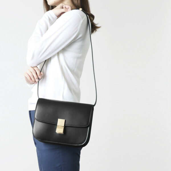 18917 3dls 38no01 Celine Shoulder Bag Black