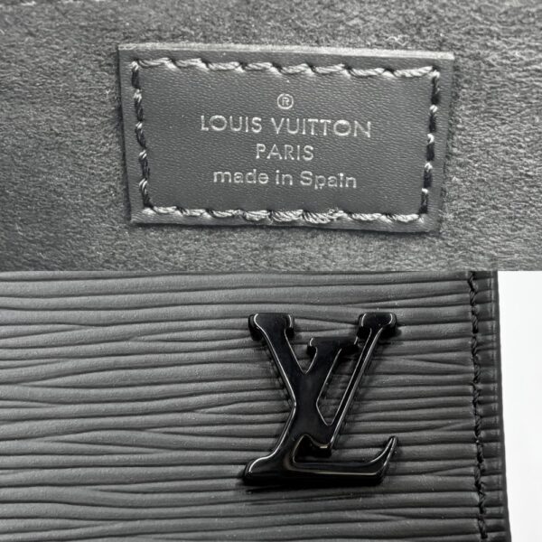 2000002246911045 11 Louis Vuitton Petit Sac Plat Handbag Epi Leather Black Silver