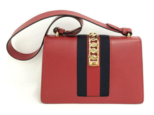 2000087252000437 2 Gucci Sylvie Shoulder Bag Leather Red