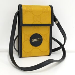 2000087252000608 1 Gucci Interlocking G W Hook Long Wallet Black