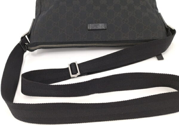 2000087252000701 6 Gucci Shoulder Bag GG Black