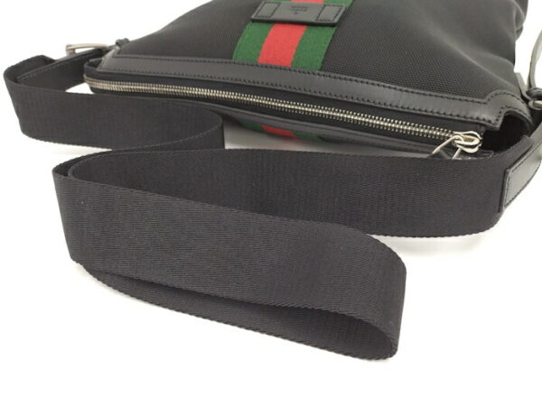 2000087252000719 7 Gucci Shoulder Bag Black