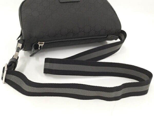 2000087252000724 4 Gucci Waist Bag Body Bag GG Nylon Black