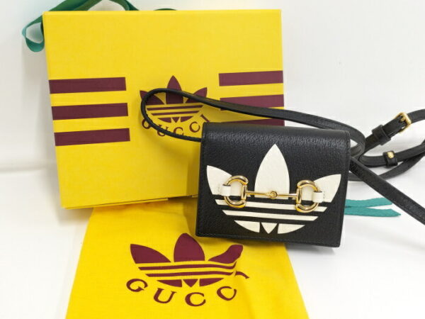 2000087257800497 10 Gucci Adidas Collaboration Shoulder Wallet Leather Black