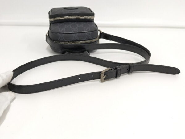 2000087257800529 5 Gucci Shoulder Bag GG Supreme Leather Black