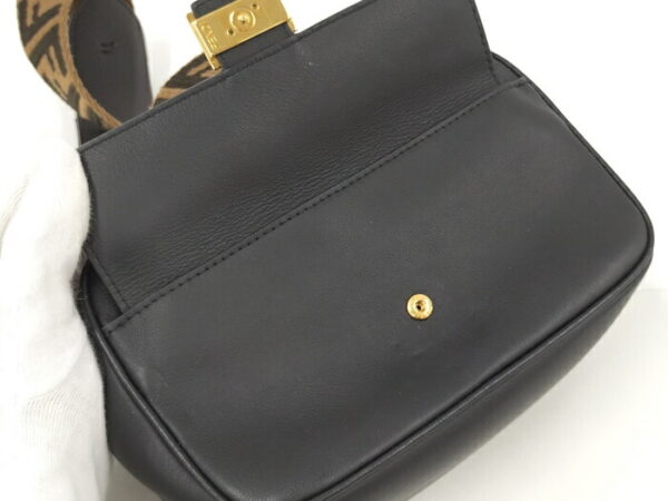 2000207258200095 7 Fendi Cam Leather Shoulder Bag Black