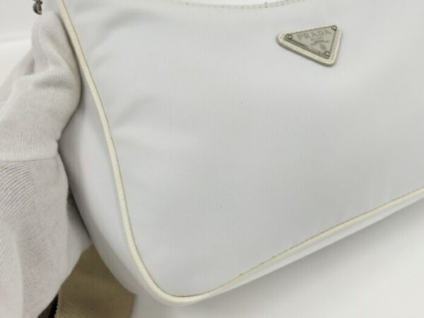 2000231252000300 8 Prada Re Edition 2005 Shoulder Bag Nylon White