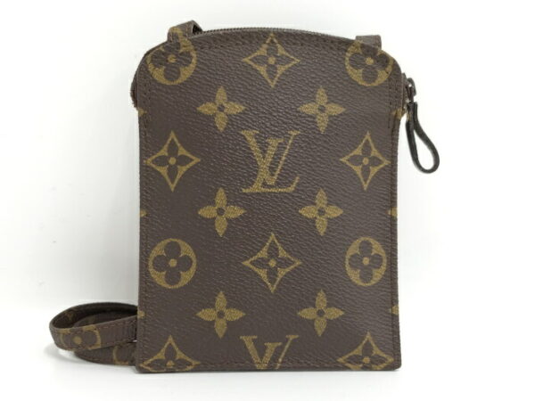 2000345258600086 2 Louis Vuitton Pochette Secret Shoulder Bag Monogram