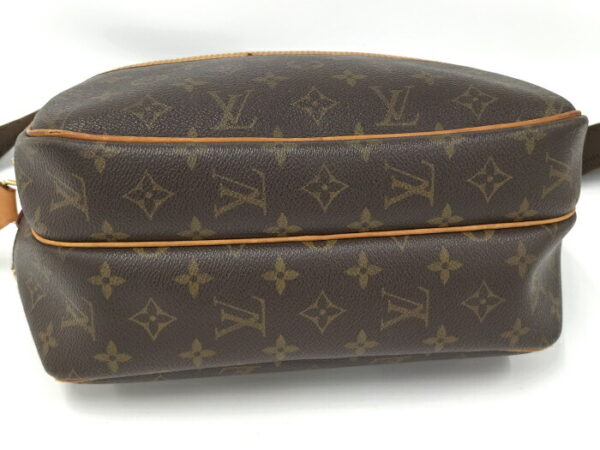 2000601258800014 5 Louis Vuitton Reporter PM Shoulder Bag Monogram