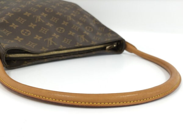 oplus 256 Louis Vuitton Looping GM Shoulder Bag Monogram