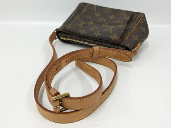 2000650259300004 4 Louis Vuitton Viva Cite PM Shoulder Bag Monogram