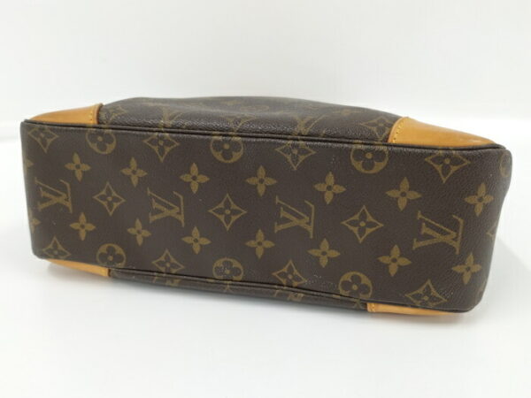 2000651258200004 4 Louis Vuitton Boulogne 30 Shoulder Bag Monogram