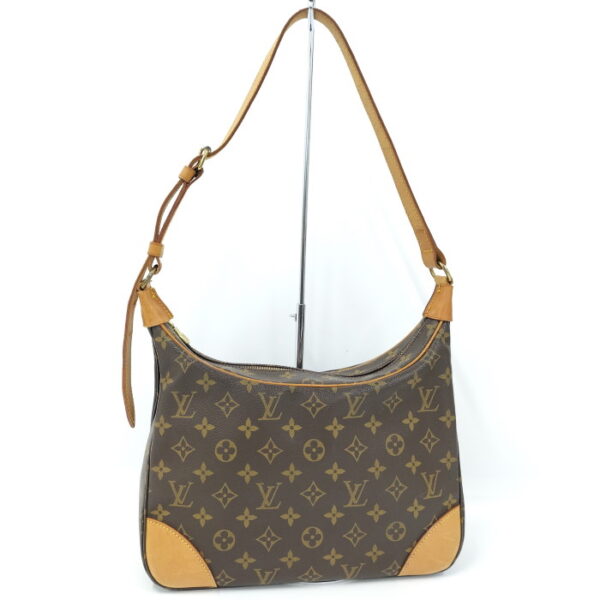 oplus 256 Louis Vuitton Boulogne 30 Monogram Shoulder Bag