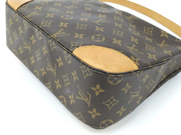 oplus 256 Louis Vuitton Boulogne 30 Monogram Shoulder Bag