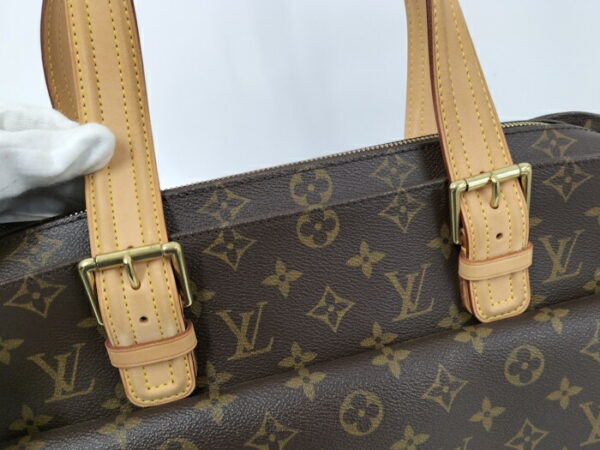 2000657258800005 6 Louis Vuitton Multipuri City Monogram Shoulder Bag