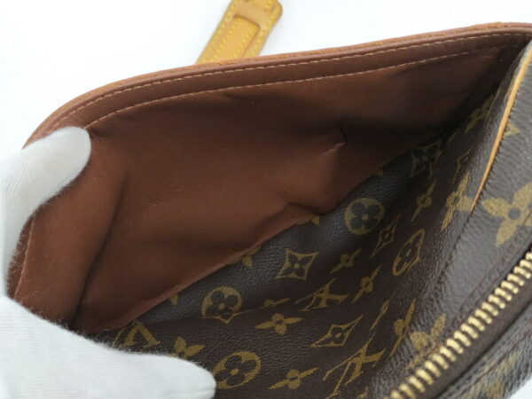 2000675258200005 8 Louis Vuitton Genefeuille Shoulder Bag Monogram