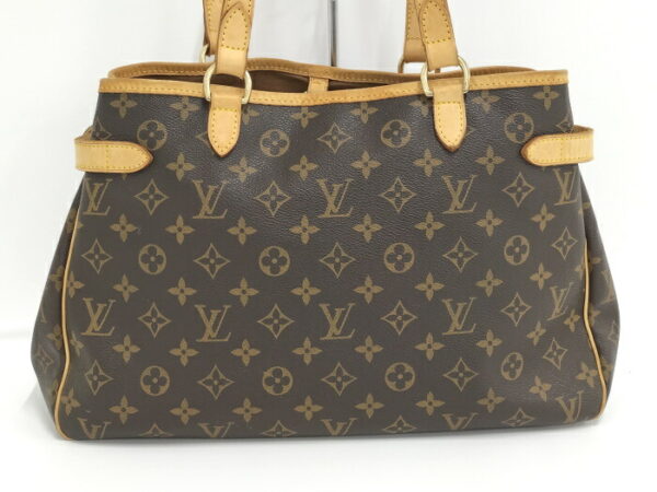 2000773251601121 2 Louis Vuitton Batignolles Shoulder Bag Monogram