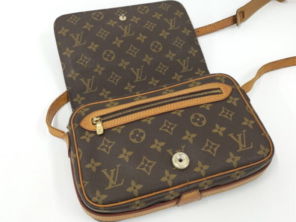 2000773251800240 9 Louis Vuitton Saint Germain 24 Shoulder Bag Monogram