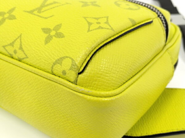 2000773252001020 3 Louis Vuitton Bum Bag Outdoor Body Bag Taigarama Jaune Yellow