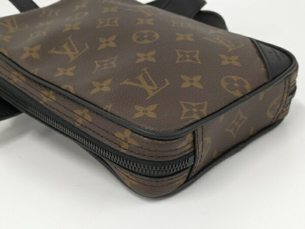 2000773252001067 3 Louis Vuitton Shoulder Bag Solar Ray Utility Monogram