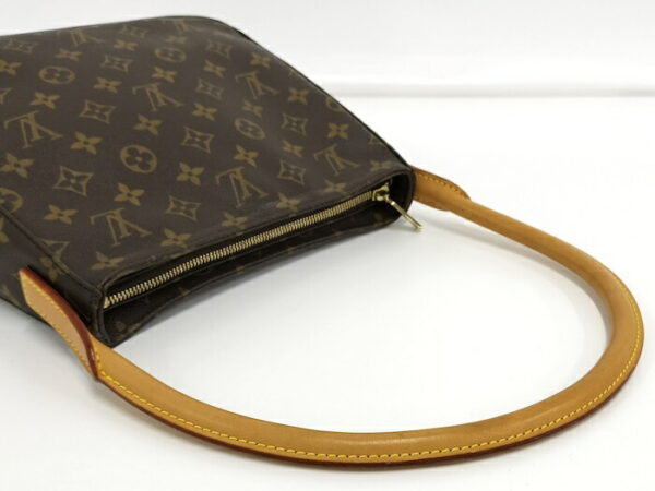 2000773252001100 6 Louis Vuitton Looping MM Handbag Monogram