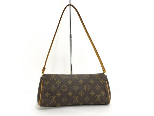 2000773252001132 2 Louis Vuitton Pochette Beverly Shoulder Bag Monogram