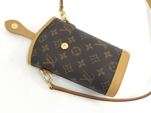 2000773252001143 7 Louis Vuitton Fold Me Pouch Shoulder Bag Monogram