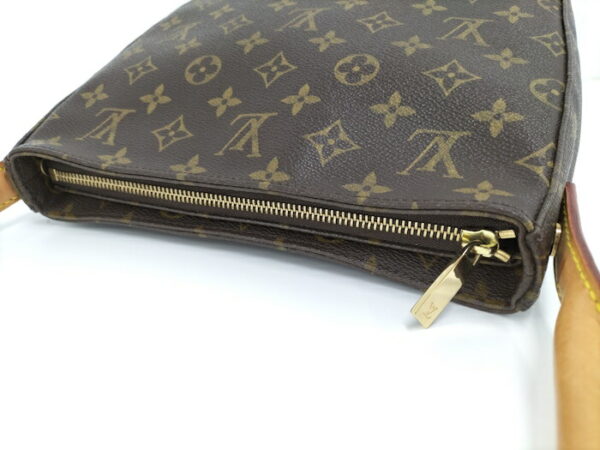 2000773252001170 7 Louis Vuitton Looping MM Shoulder Bag Monogram