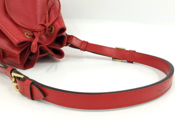 oplus 256 Louis Vuitton Shoulder Bag Noe Epi Castilian Red