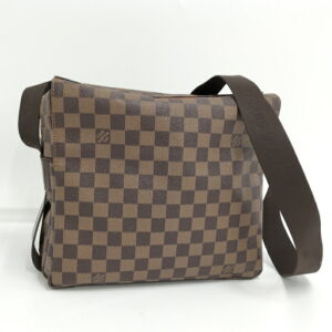 2000773252001206 1 Louis Vuitton Double V Monogram Calfskin Creme