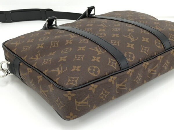 2000773252100547 4 Louis Vuitton Porte de Cuman Voyage PM Monogram