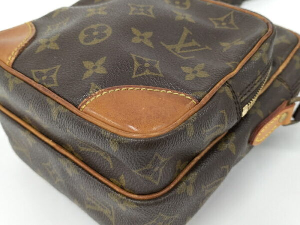 2000773252100579 3 Louis Vuitton Amazon Shoulder Bag Monogram