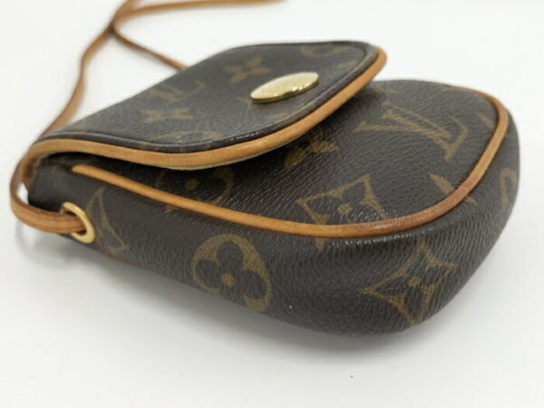 2000773252800314 4 Louis Vuitton Pochette Cancun Shoulder Bag Monogram