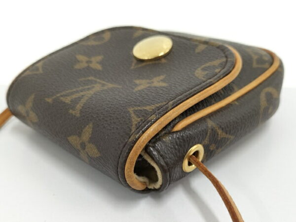 2000773252800314 5 Louis Vuitton Pochette Cancun Shoulder Bag Monogram