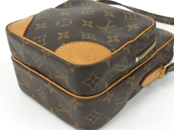 2000773257100456 3 Louis Vuitton Amazon Shoulder Bag Monogram