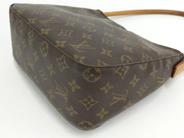 2000773257100465 3 Louis Vuitton Looping MM Shoulder Bag Monogram