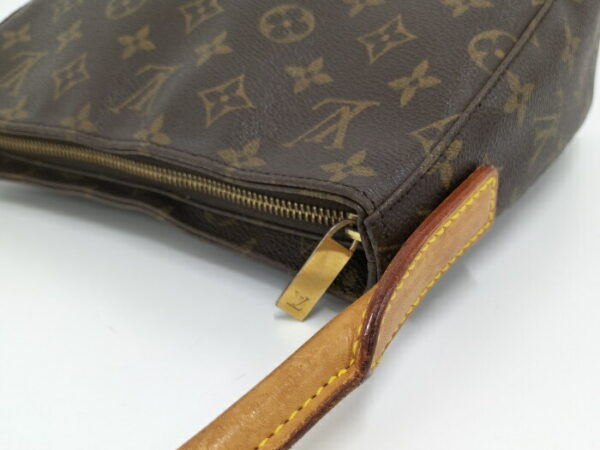 2000773257100465 5 Louis Vuitton Looping MM Shoulder Bag Monogram