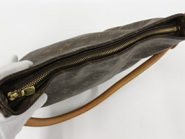 2000773257300796 7 Louis Vuitton Looping GM Shoulder Bag Monogram