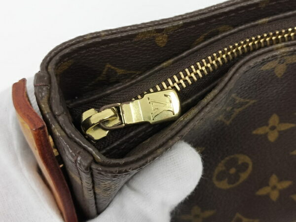 2000773257300796 8 Louis Vuitton Looping GM Shoulder Bag Monogram