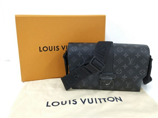 2000773257601006 10 Louis Vuitton S Cape Messenger Shoulder Bag Monogram Eclipse