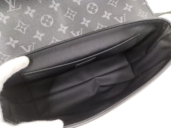 2000773257601006 9 Louis Vuitton S Cape Messenger Shoulder Bag Monogram Eclipse