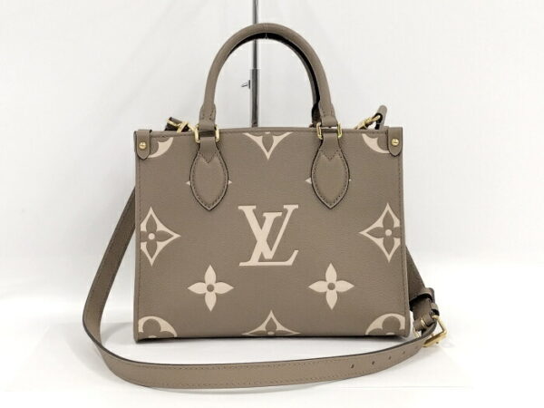 2000773257601061 2 Louis Vuitton On the Go PM Tote Bag Giant Empreinte Crème