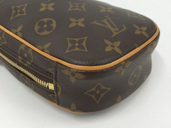 2000773257601102 3 Louis Vuitton Pochette Ganju Body Bag Monogram