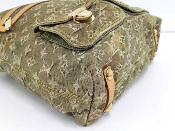 2000773257701611 3 Louis Vuitton Baggy GM Shoulder Bag Monogram Denim Green