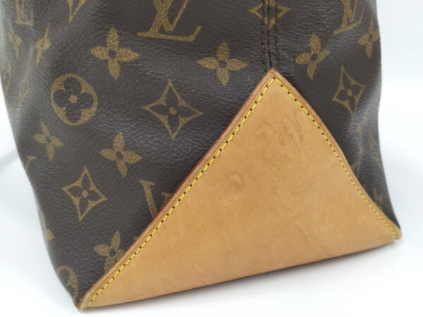 oplus 256 Louis Vuitton Hippo Mezzo Tote Bag Monogram