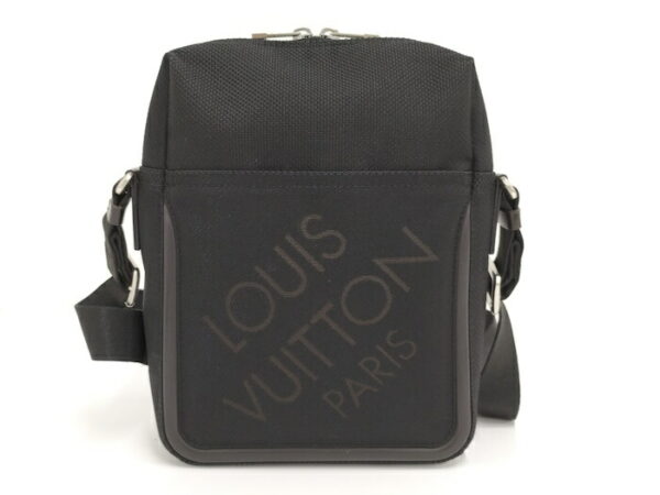 2000773257701635 2 Louis Vuitton Companion Shoulder Bag Black