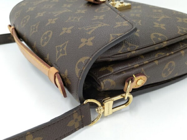 2000773257701655 7 Louis Vuitton Pochette Metis MM 2way Shoulder Bag Monogram